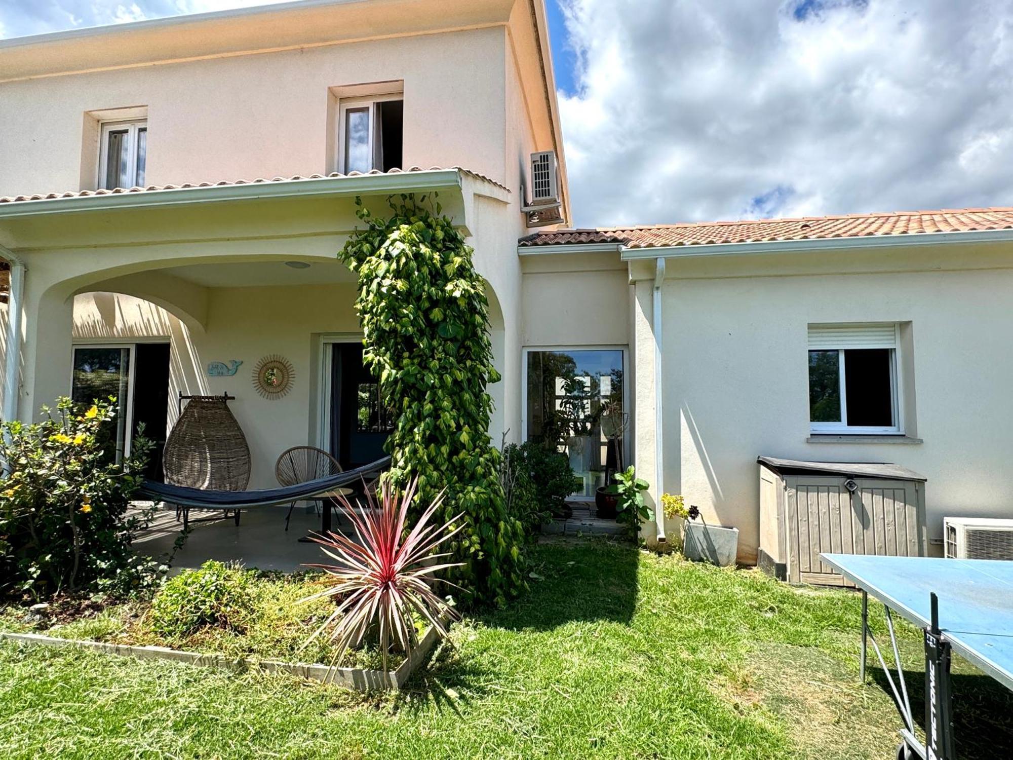 Jolie Maison Borgo Trois Chambres Trois Salles De Bain Екстер'єр фото